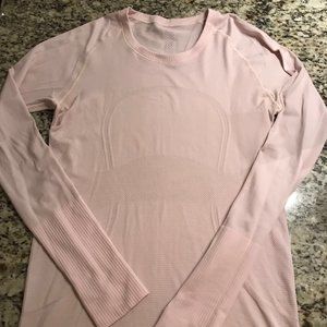 Lululemon Swiftly Long Sleeve Shirt size 10